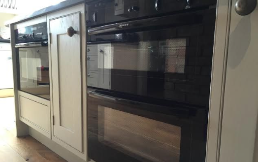 Oven Cleaners Surrey main working locations throughout Surrey, Croydon and Greater London Oven Cleaners Surrey main working locations throughout Surrey, Croydon and Greater London
